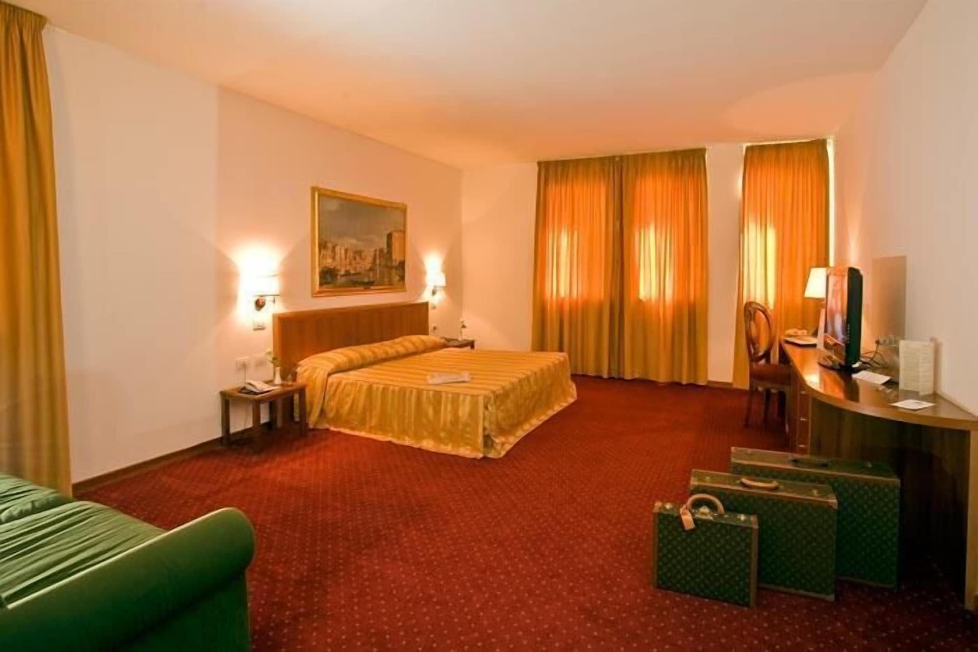 Best Western Park Hotel Continental San Donà di Piave Rum bild