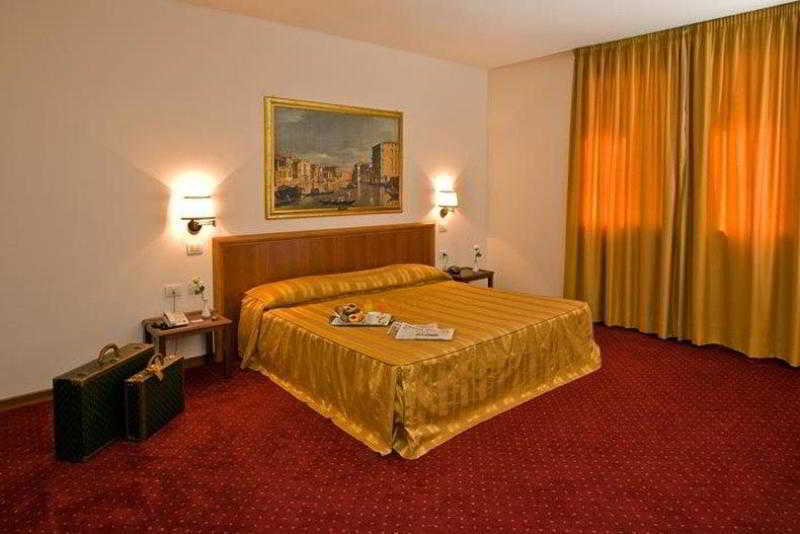 Best Western Park Hotel Continental San Donà di Piave Rum bild